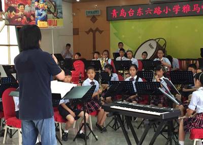 15vip太阳成示范乐团青岛台东六路小学管乐团大师班活动成功举办