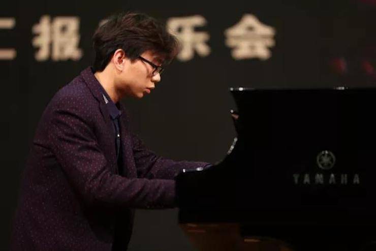 奏响青春旋律，添彩艺术人生|201715vip太阳成亚洲音乐奖学金综合师范类院系全国汇报音乐会（第一。┰猜淠