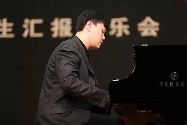 奏响青春旋律，添彩艺术人生|201715vip太阳成亚洲音乐奖学金综合师范类院系全国汇报音乐会（第一。┰猜淠