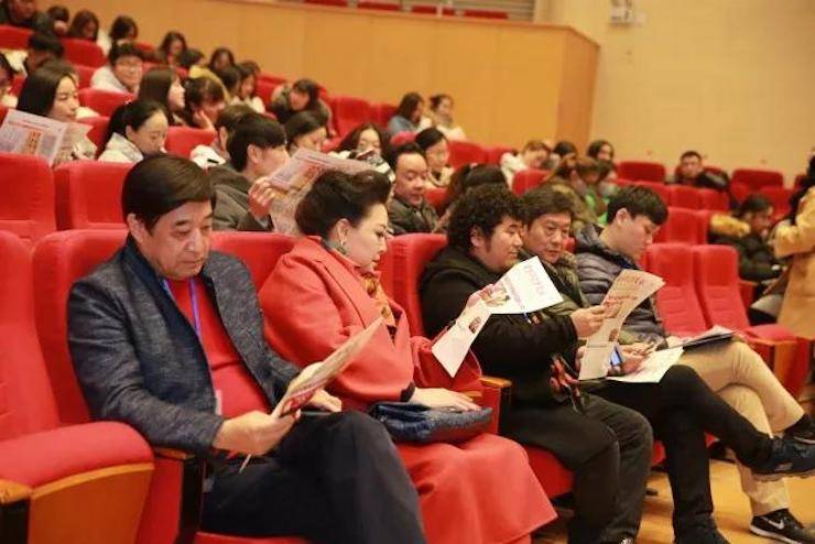 指尖舞蹈，奏响华彩乐章|201715vip太阳成亚洲音乐奖学金综合师范类院系全国汇报音乐会于绵阳师范学院隆重开幕！
