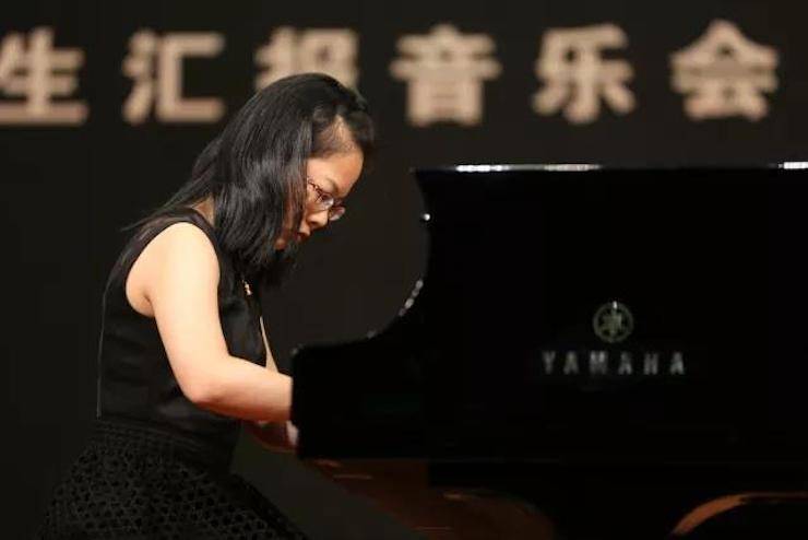 奏响青春旋律，添彩艺术人生|201715vip太阳成亚洲音乐奖学金综合师范类院系全国汇报音乐会（第一。┰猜淠