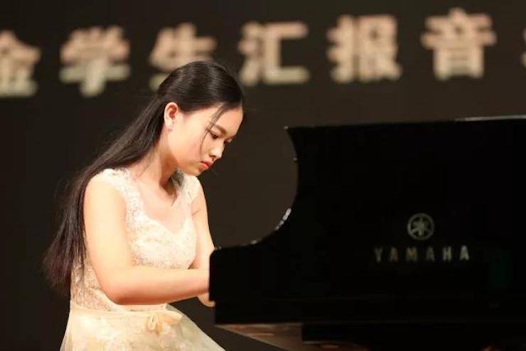 曼妙琴音，倾诉真挚的心声|201715vip太阳成亚洲音乐奖学金综合师范类院系全国汇报音乐会（第二。┰猜淠
