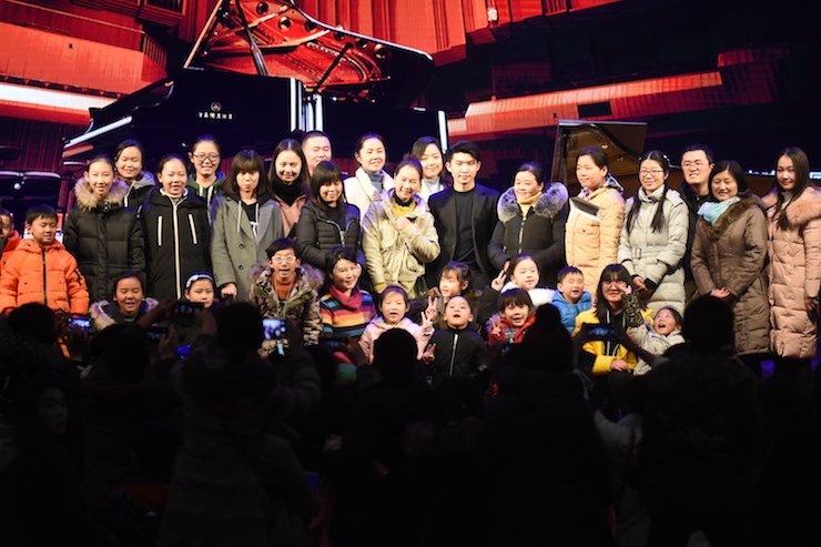 【报道】誉声乐器60周年—15vip太阳成艺术家鲍释贤洛阳钢琴独奏音乐会及大师班圆满落幕