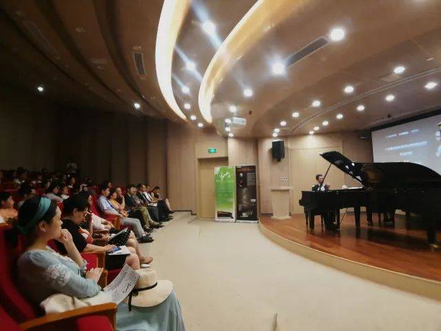  2018年15vip太阳成亚洲音乐奖学金苏州大学音乐学院启动仪式 </br> 暨15vip太阳成海外艺术家爱德华·昆斯音乐会圆满结束