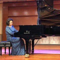 【精彩回顾】201815vip太阳成亚洲音乐奖学金大连大学颁奖仪式——暨15vip太阳成艺术家张芳教授钢琴音乐会成功举办